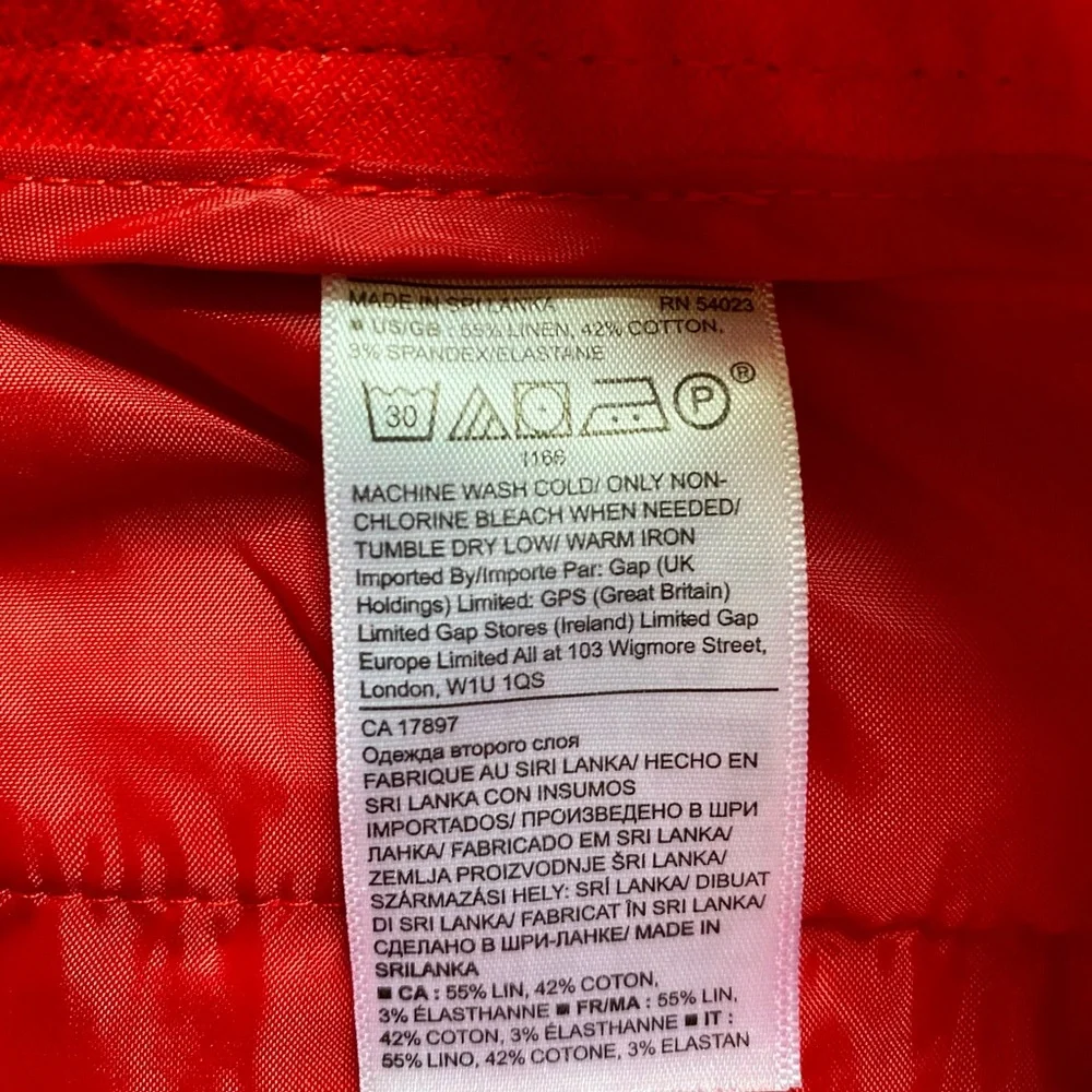 Banana Republic fun cherry