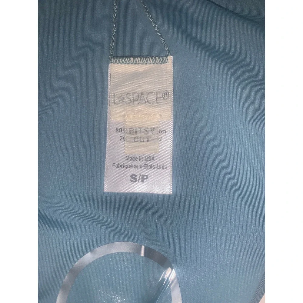 l*space embrace minimalist