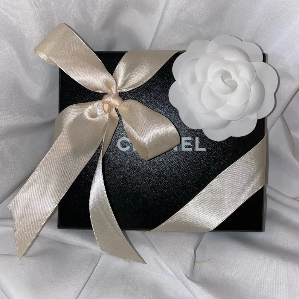 Chanel Authentic Caviar Leather Bifold Black Wallet w/Pink Interior & Auth Cert