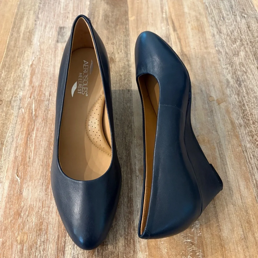 AEROSOLES heelrest inner