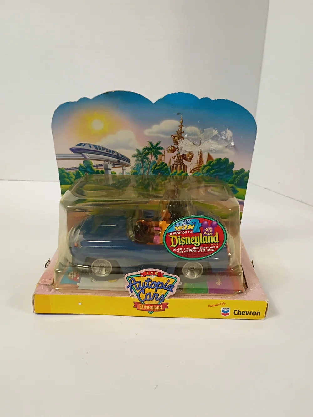 The Chevron Cars Autopia Cars Disneyland Retired - Stickers & Postcard 2000
