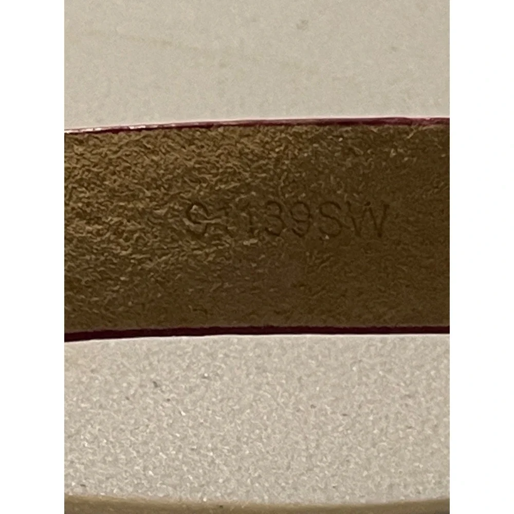 Unbranded vibrant pink