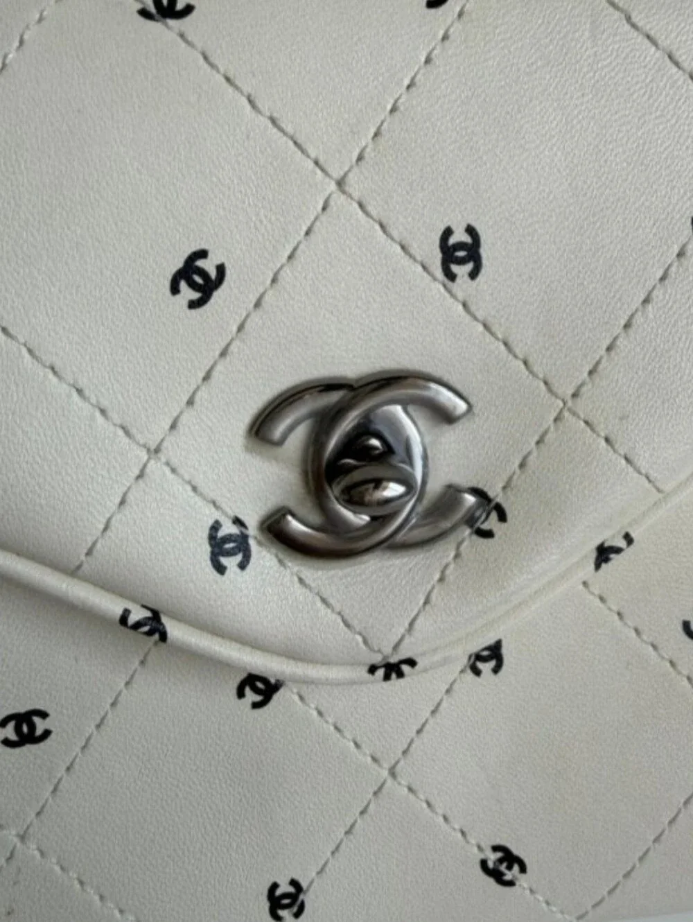 CHANEL envelope bag