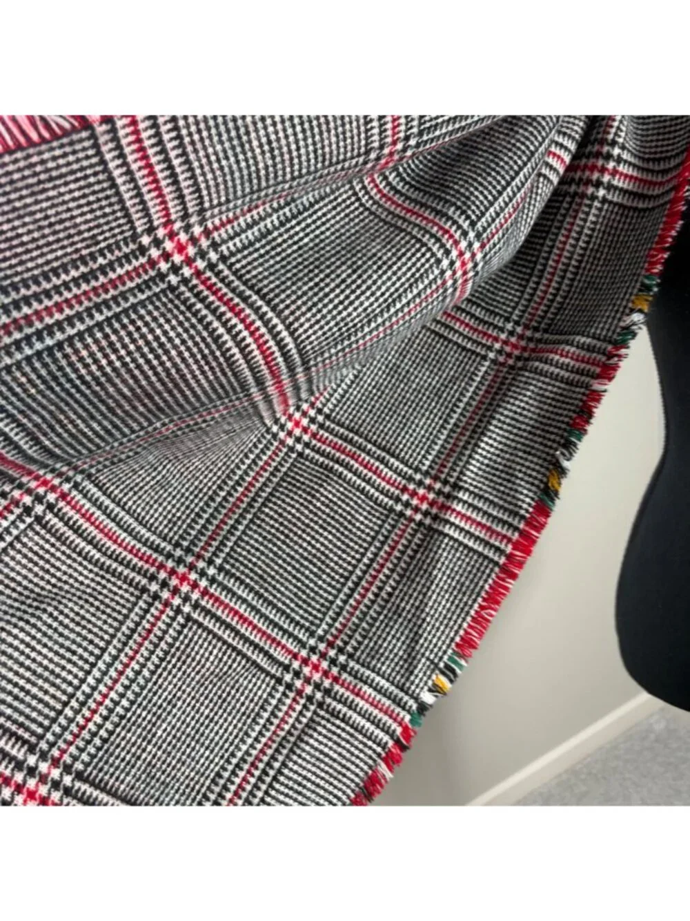 Tahari brand scarf
