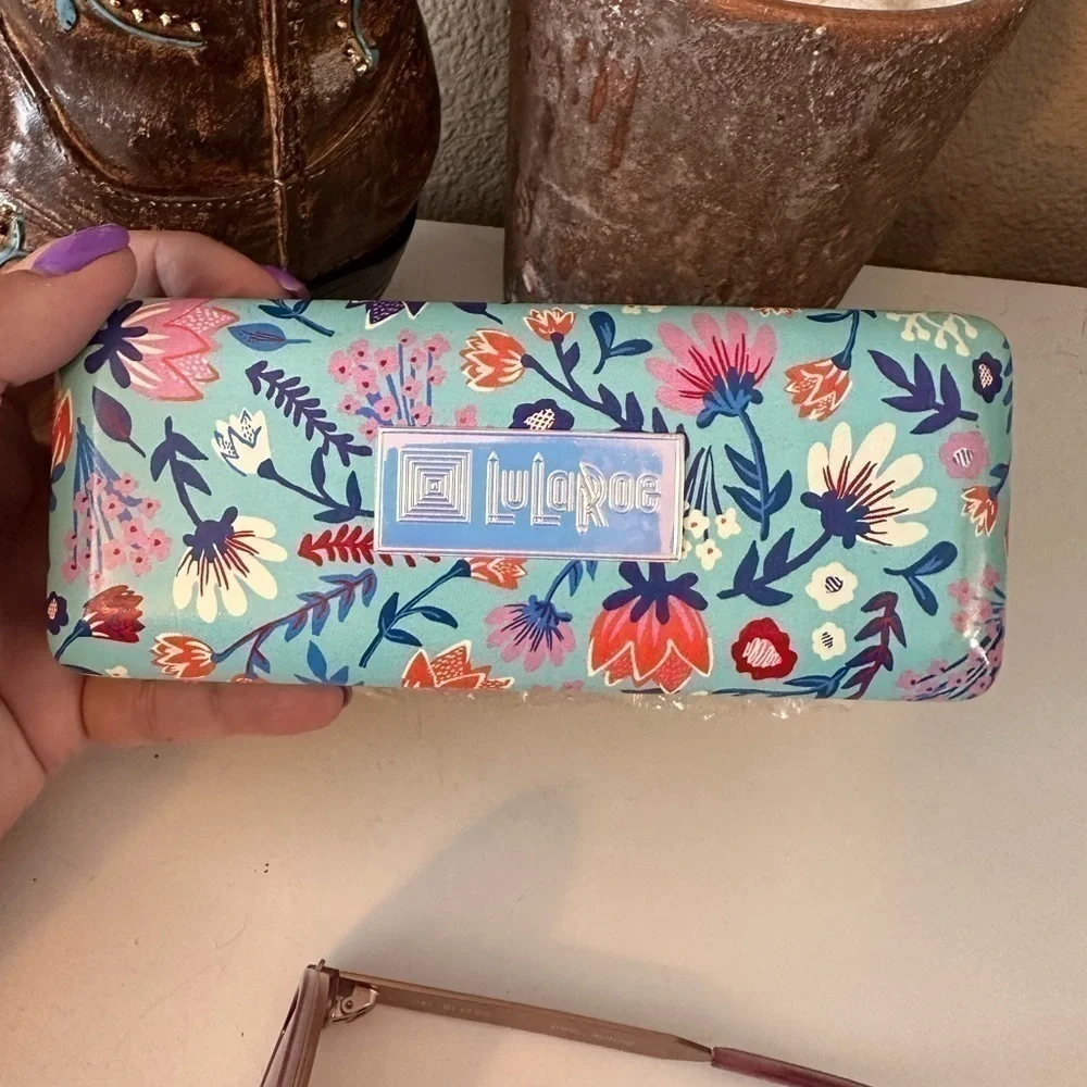 LuLaRoe cateye sunglasses