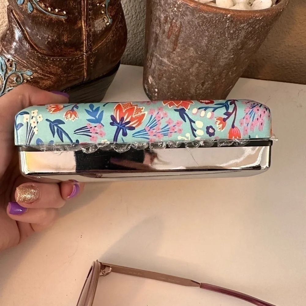 LuLaRoe cateye sunglasses