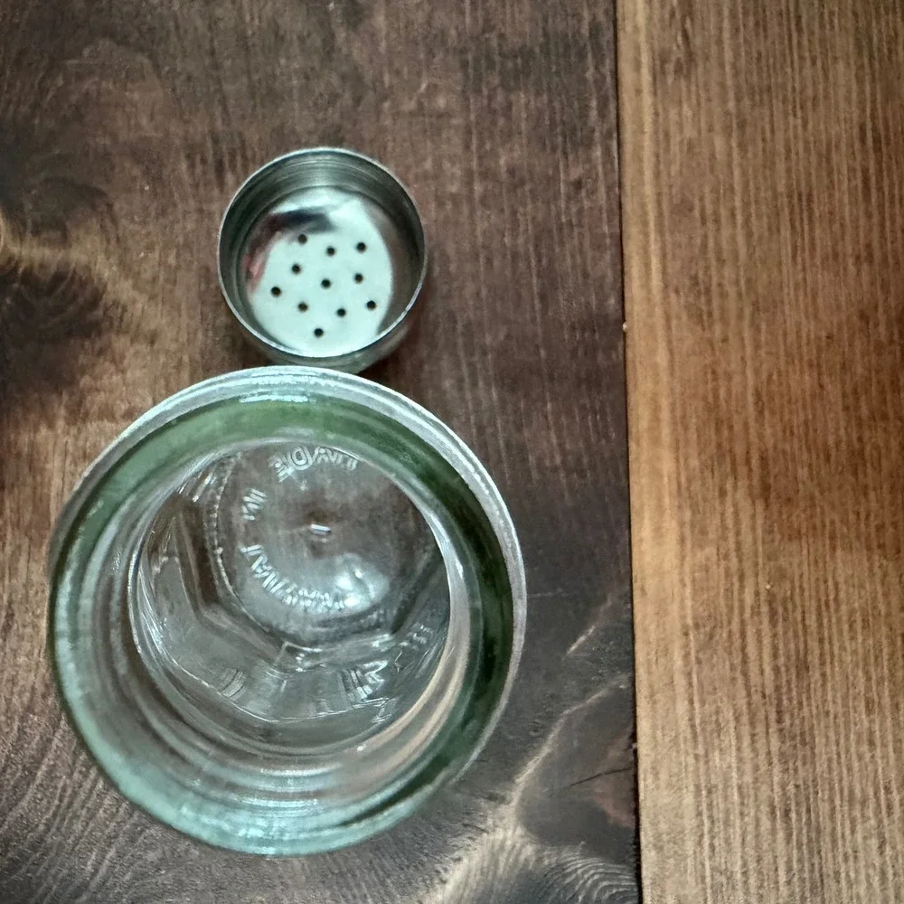 N/A vintage glass