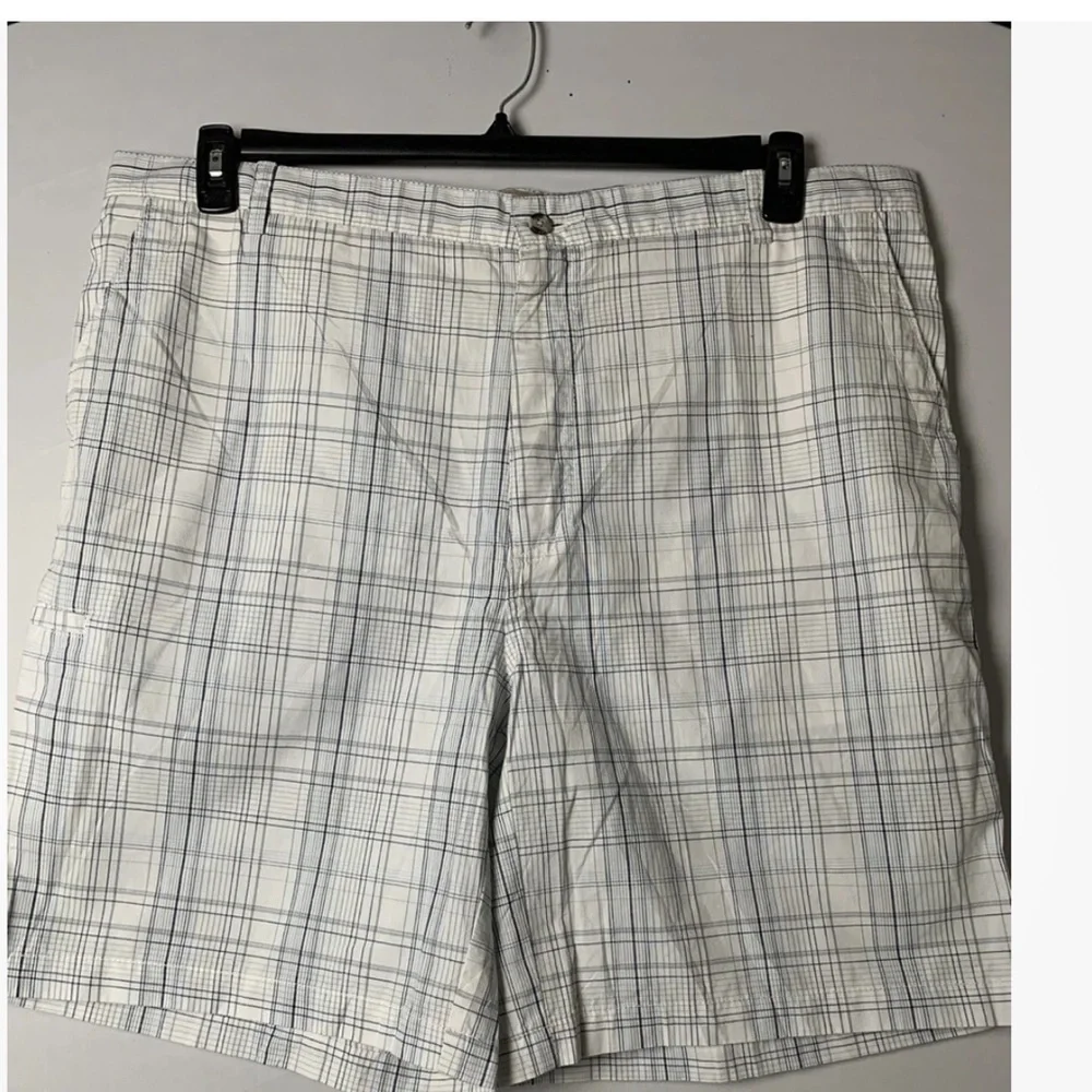 Boca Classics men's size 42 shorts multicolor plaid zip 100%Cotton