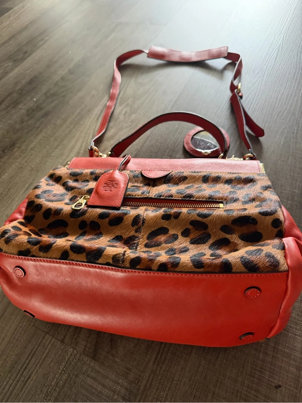 Tory Burch tory burch