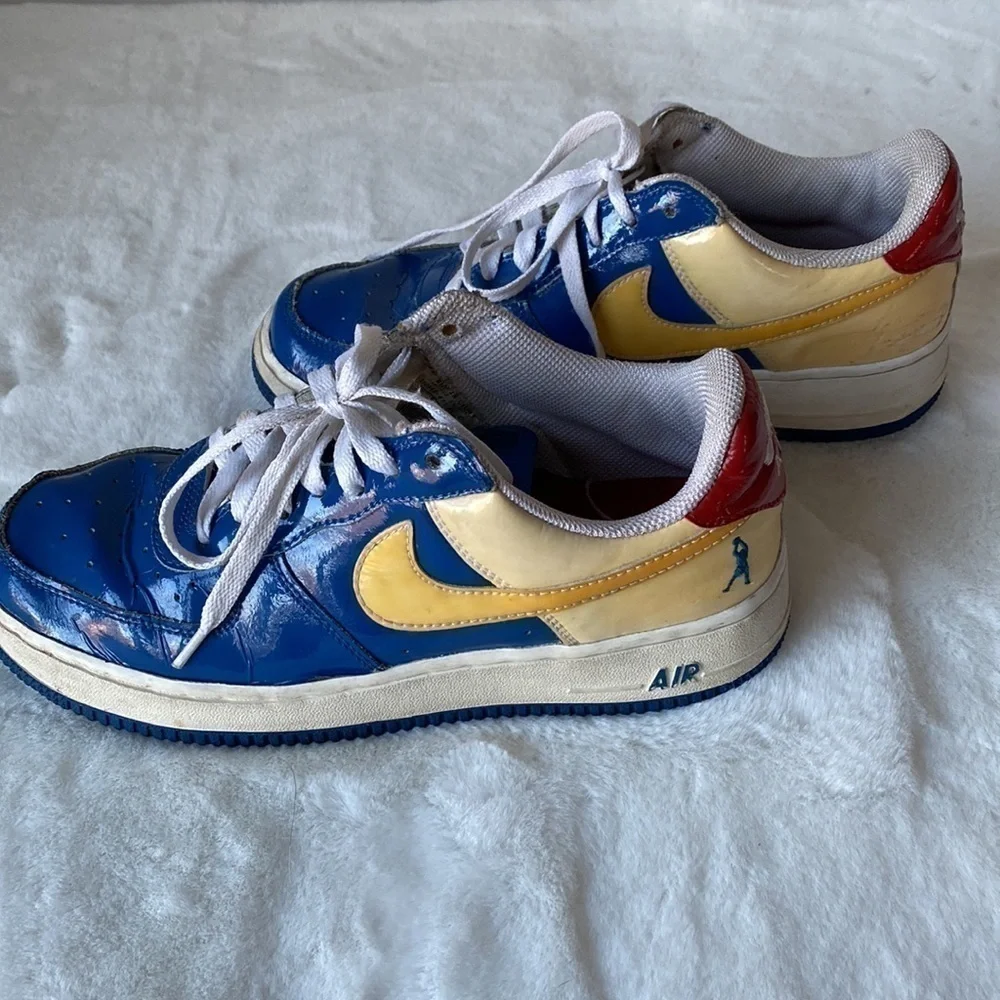 Nike youth air