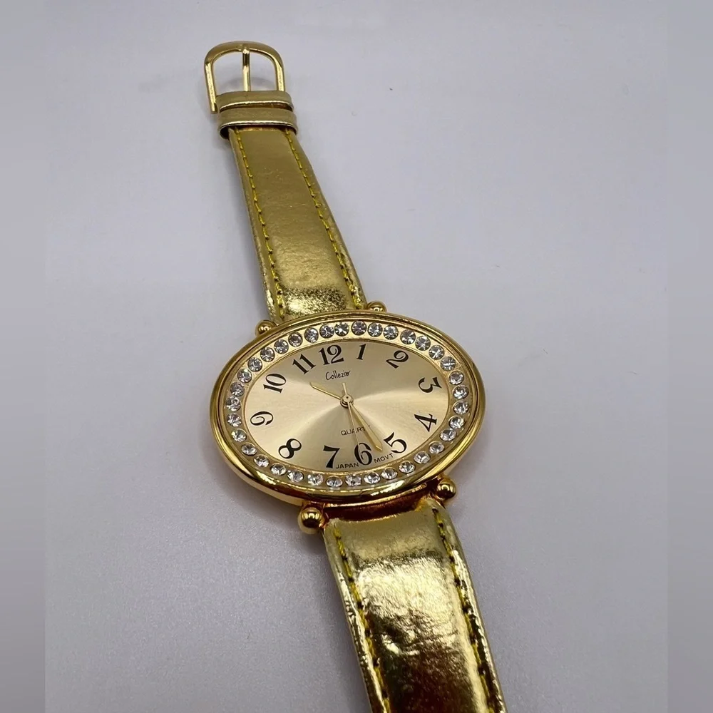 Collezio Gold Tone Crystal Bezel Watch – Needs Battery