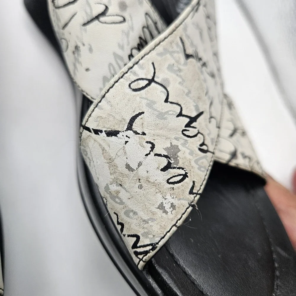 Dansko shoes are