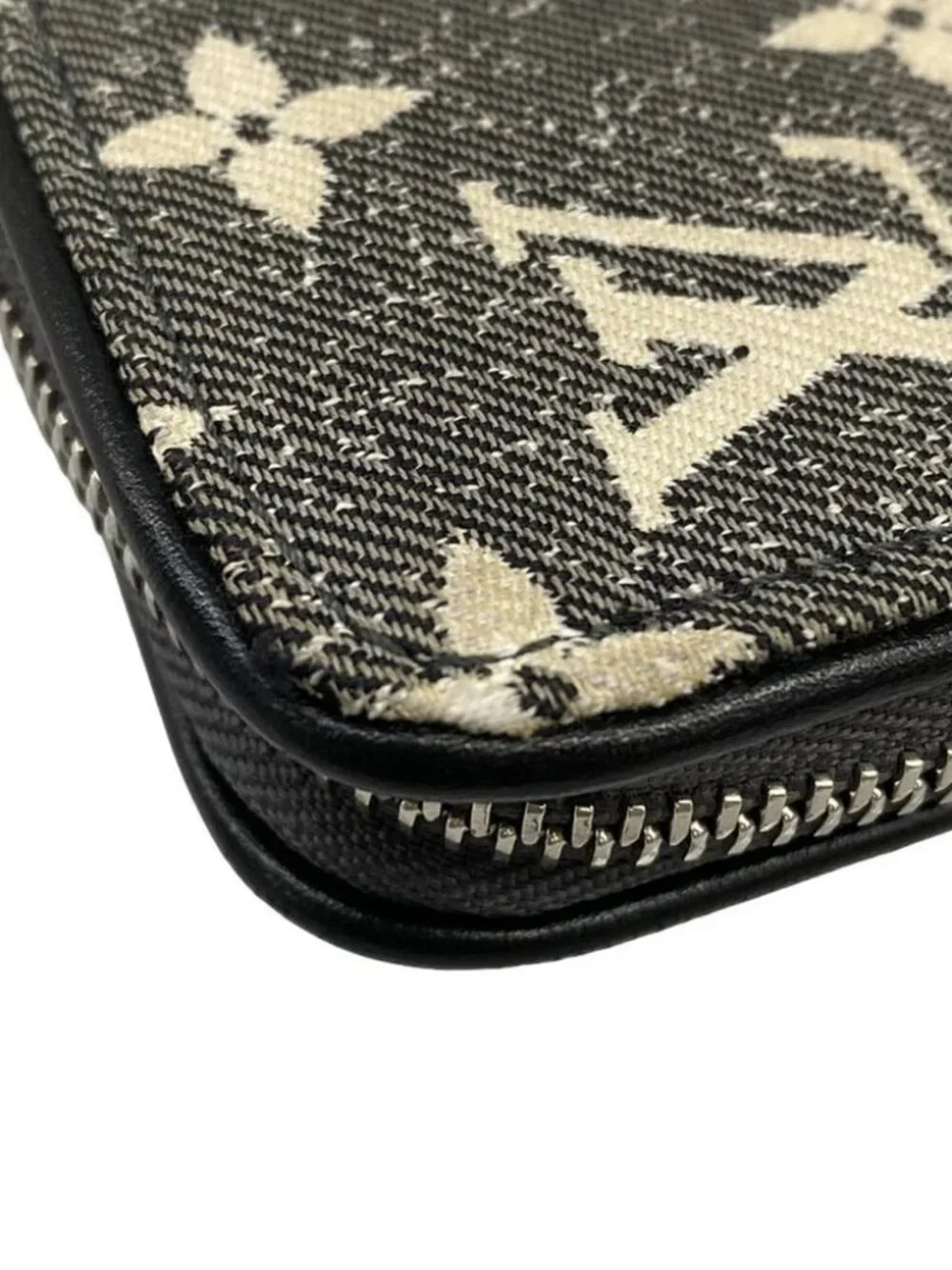 Louis Vuitton fair used