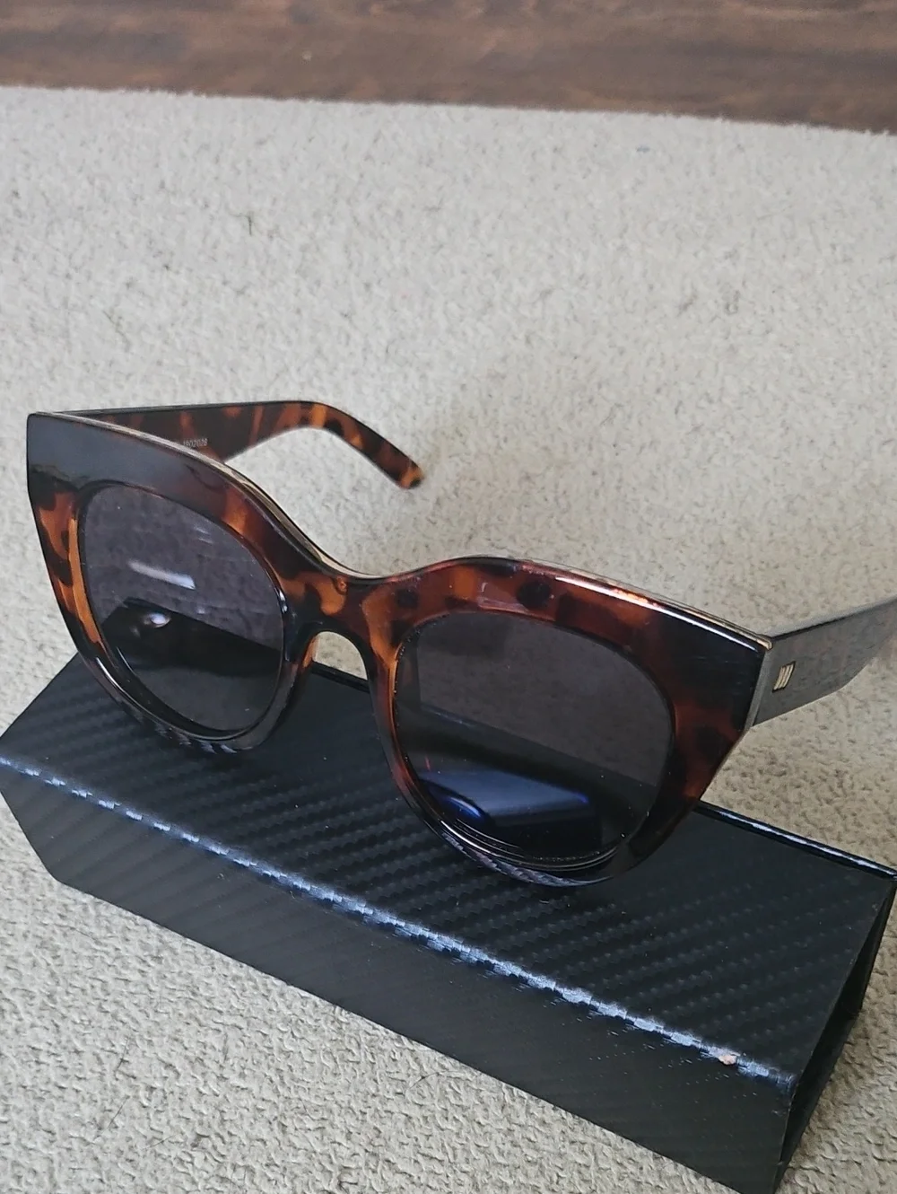Le Specs Airheart Vintage
