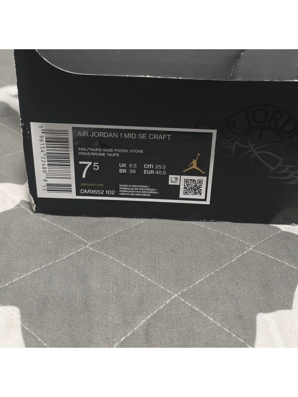 Jordan product pair