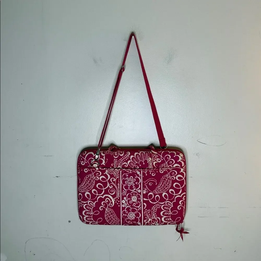Vera Bradley Elegant Pink and White Patterned Women's Laptop Bag