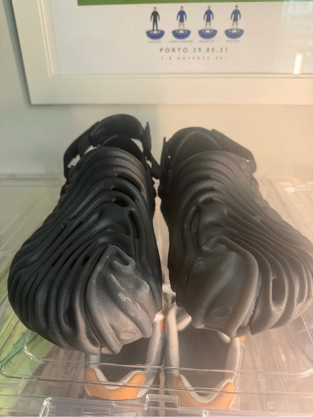 CROCS no box