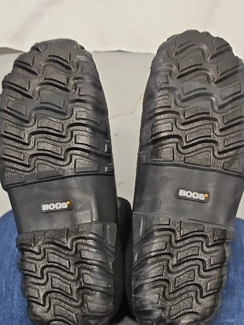Bogs wear fully traction