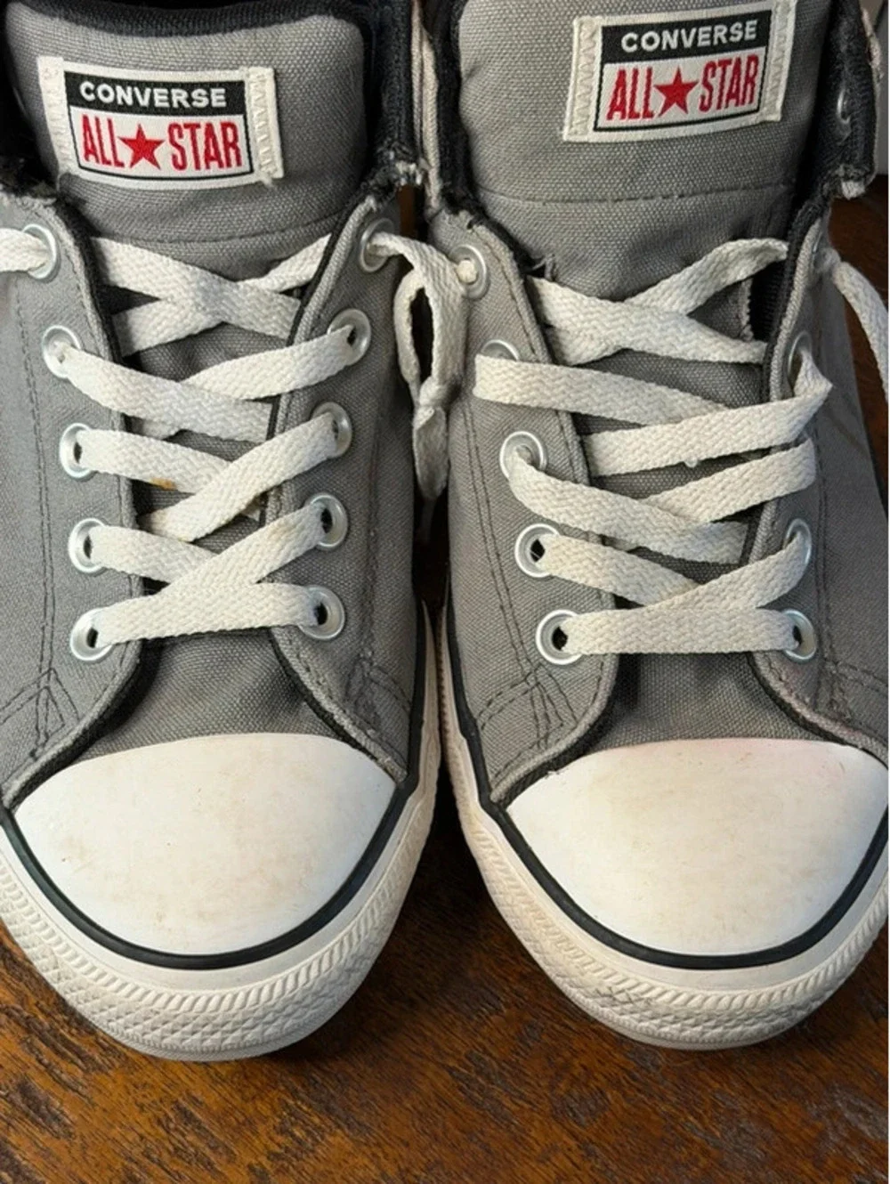 Converse these gray