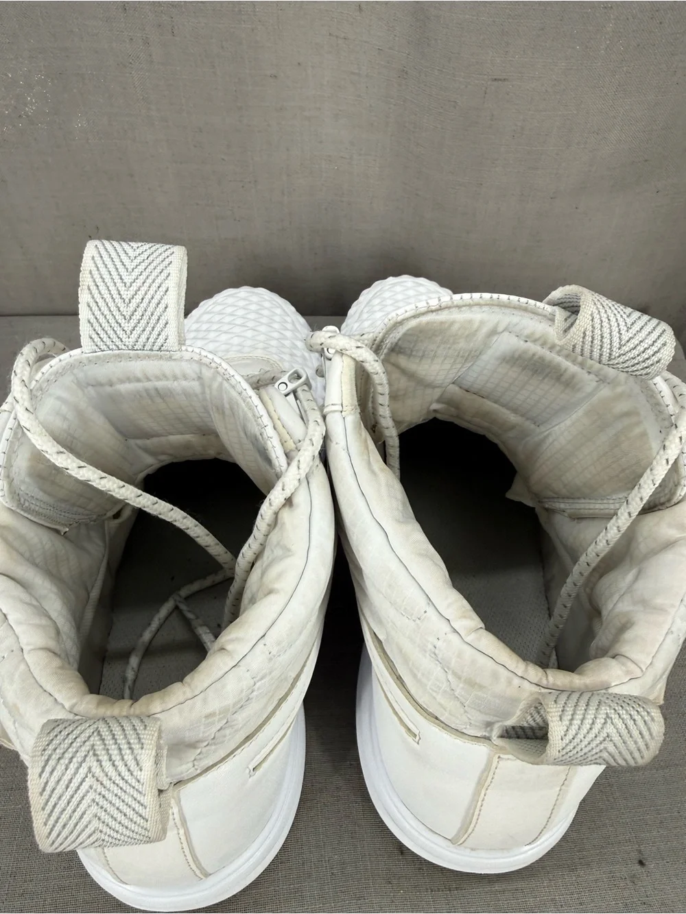 N/A nike lunar