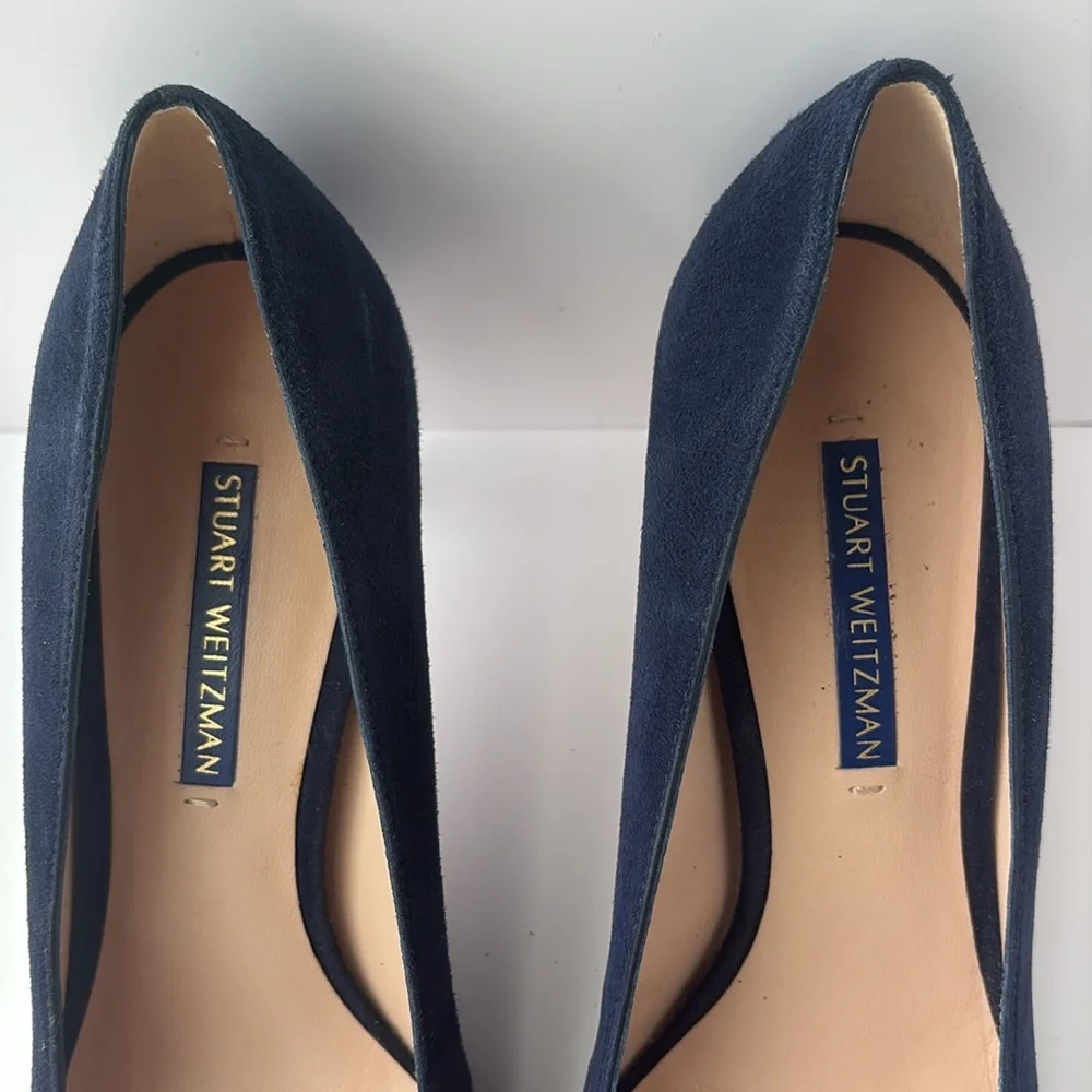 Stuart Weitzman excellent size