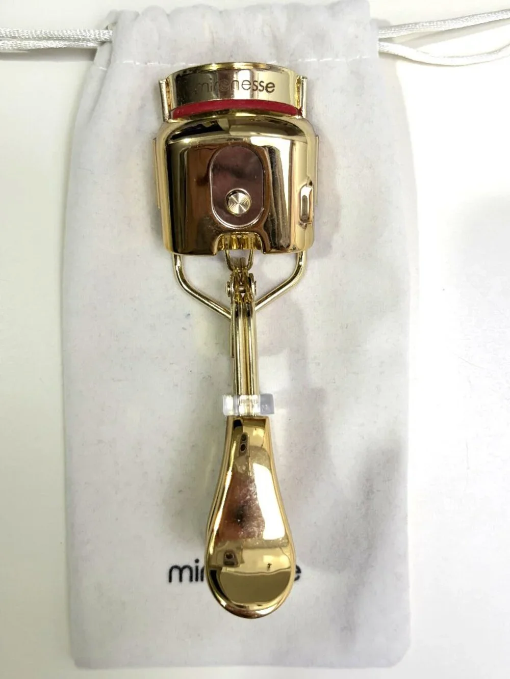 NWOT Mirenesse MegaCurl Heated Eyelash Curler Rechargeable Gold