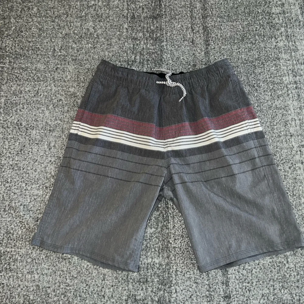 Boys Gray Hang Ten Board Vacation Springbreak Shorts sz‎ Large