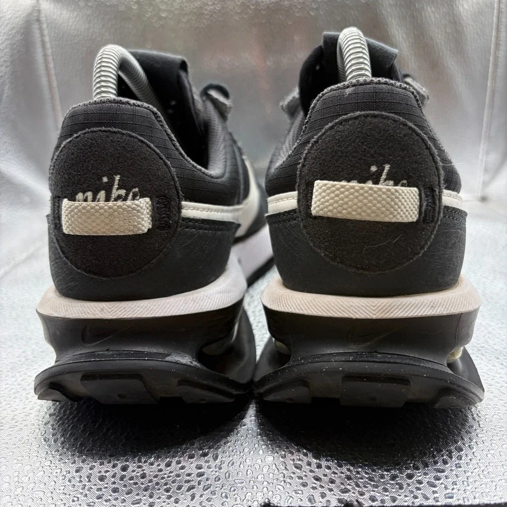 Nike product pair