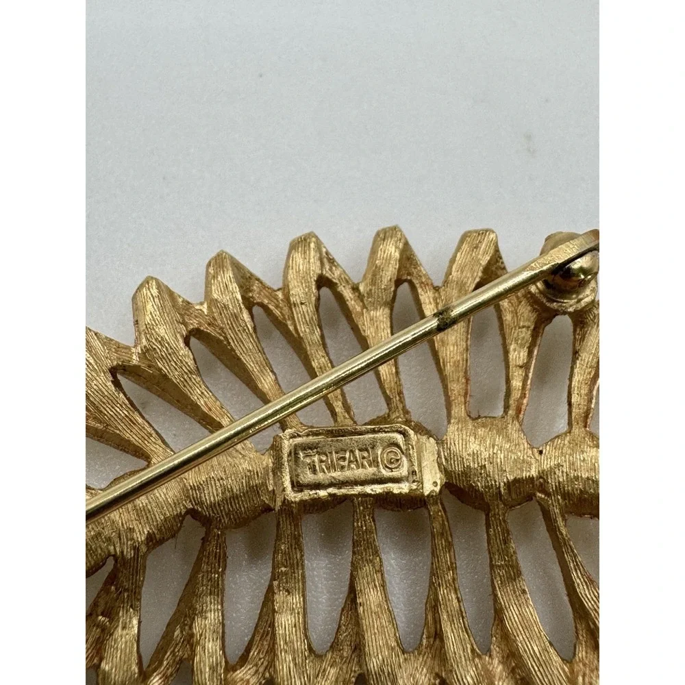 Trifari vintage gold