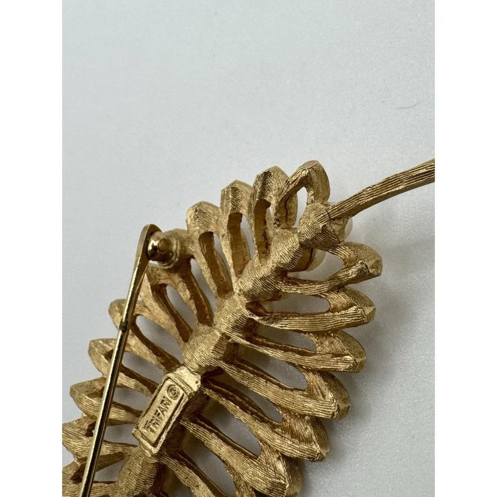 Trifari vintage gold