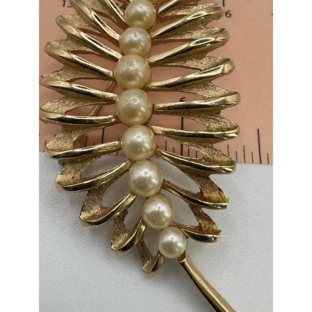 Trifari vintage gold