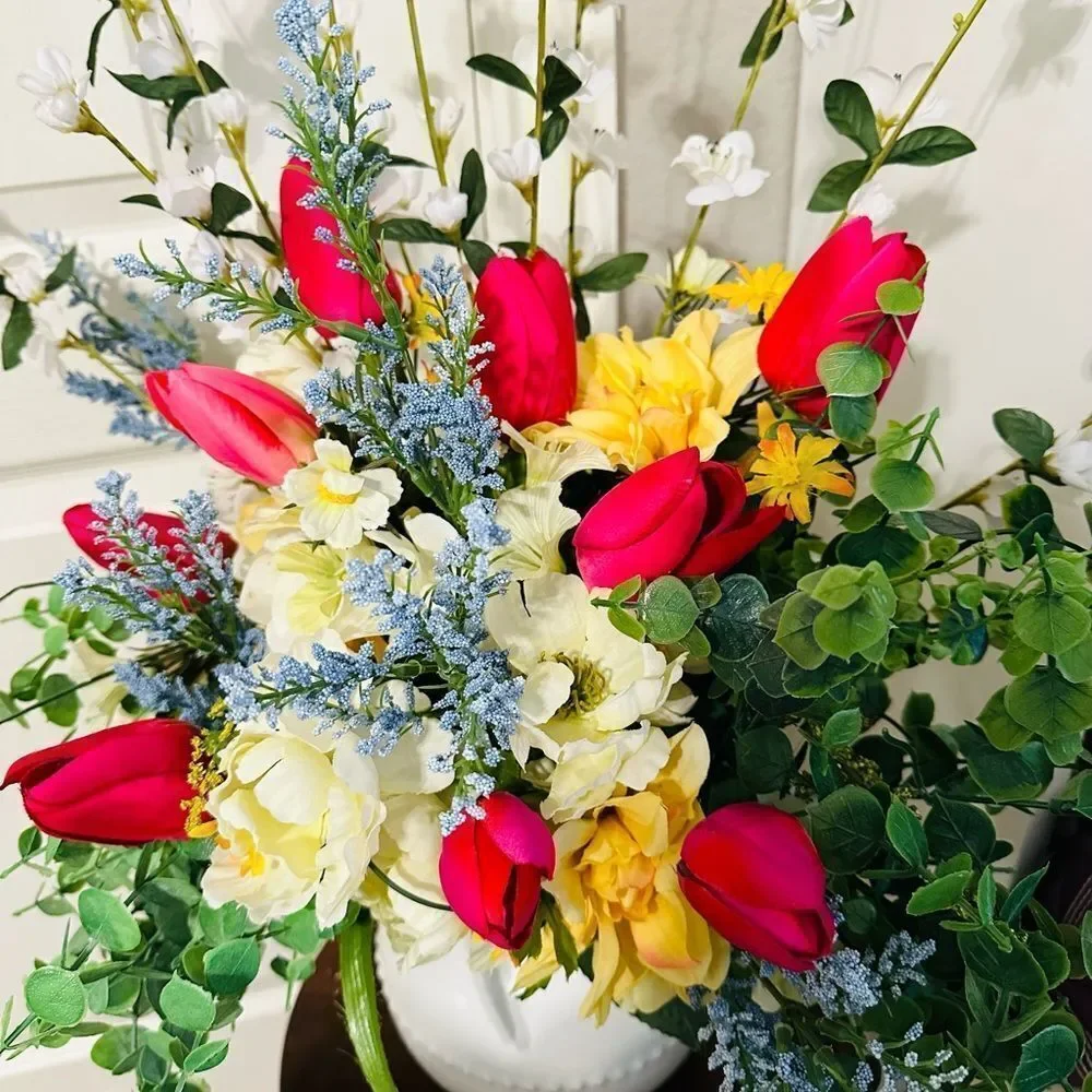 N/A note vase