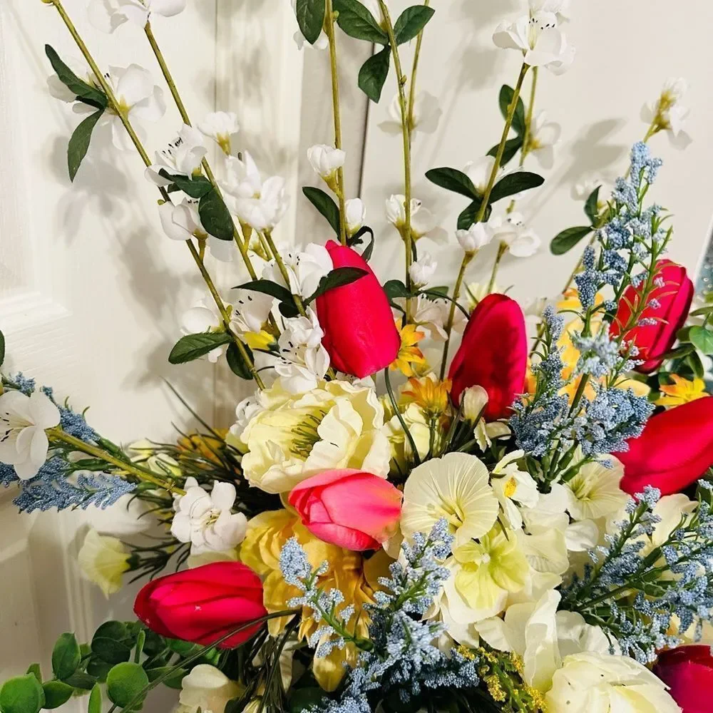 N/A note vase
