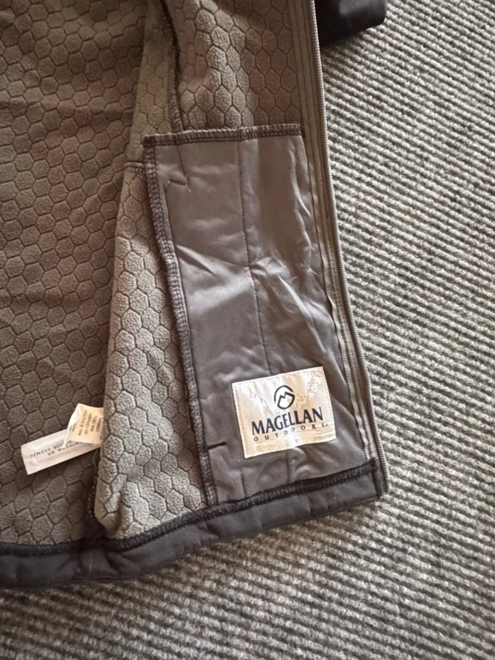 Magellan Outdoors warm softshell