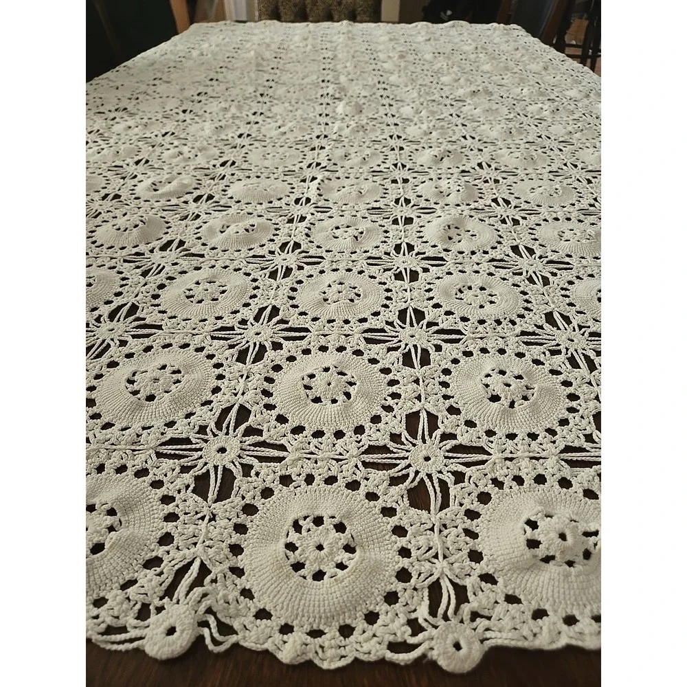 Vintage Hand Crocheted‎ Ecru Tablecloth or Coverlet Beadspread 72 × 65