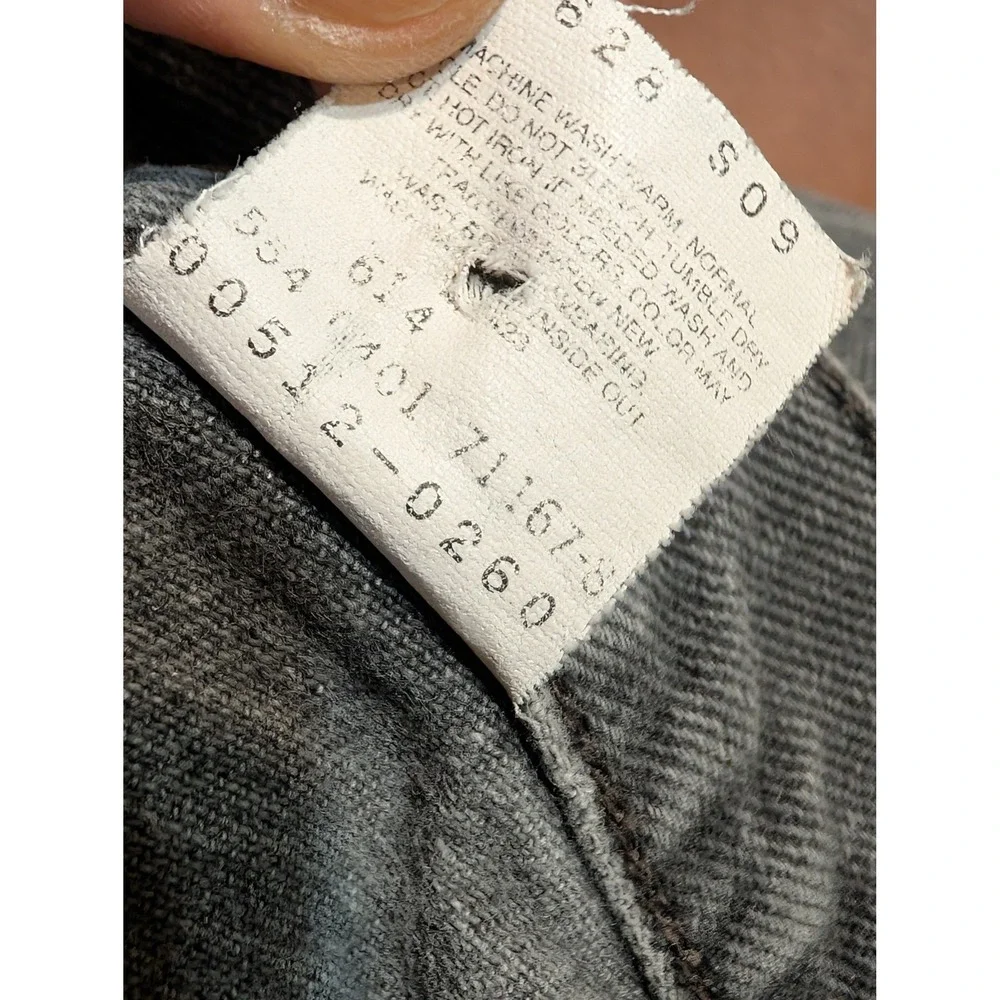 Levis please note