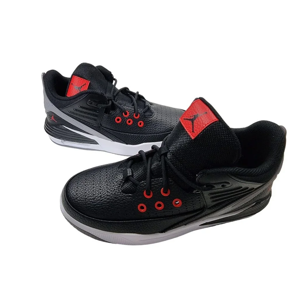 Air Jordan Max Aura 5 Sz‎ 7Y Basketball Shoes DZ4352-061 Black White Red