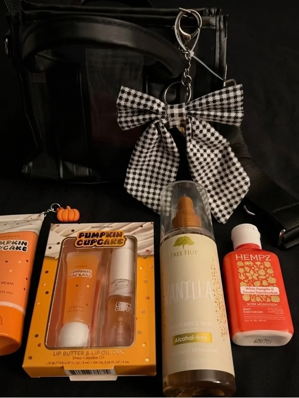 Hempz Pumpkin lotion & Lip Care Set with Black makeup Bag and bow bag charm