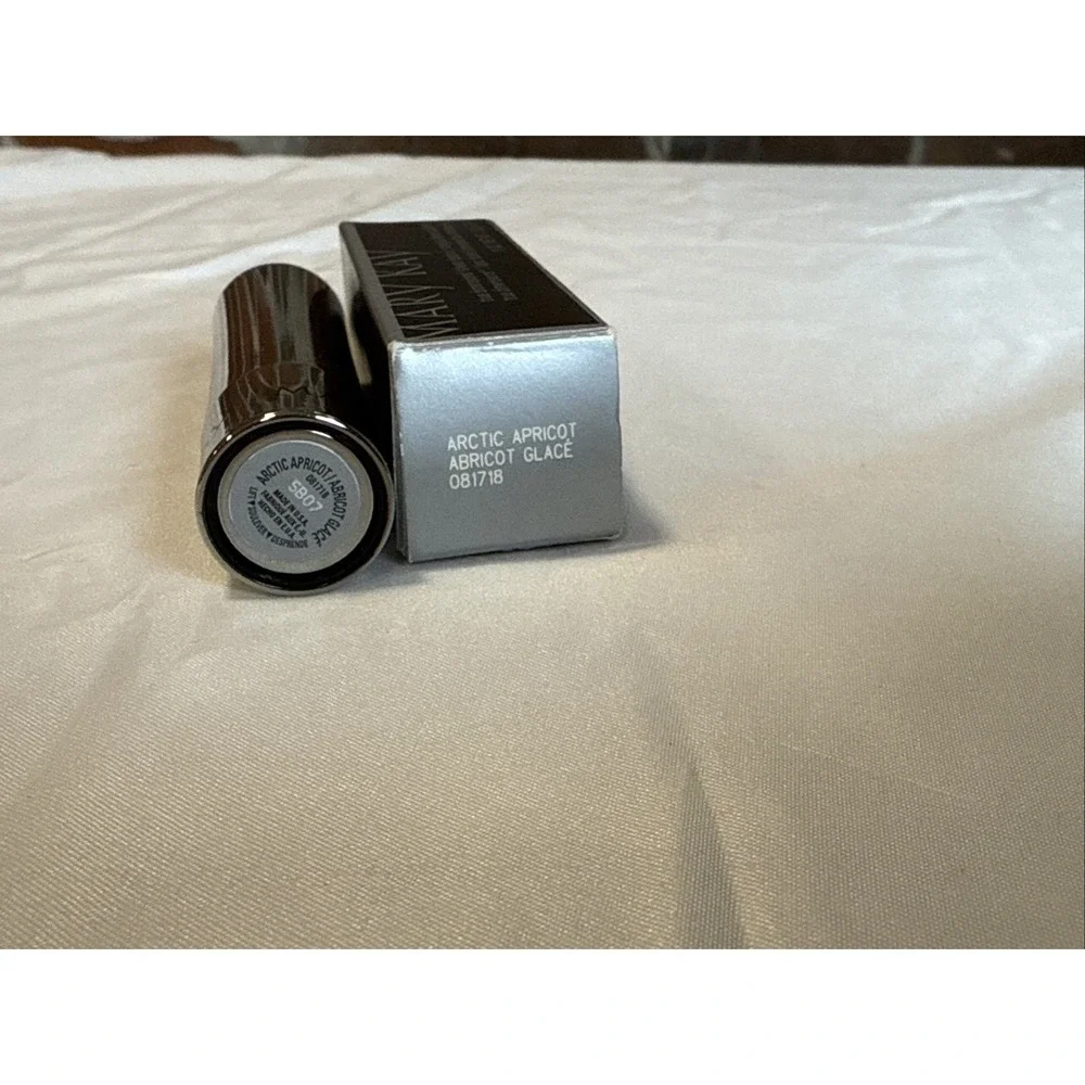 New‎ In Box Mary Kay True Dimensions Sheer Lipstick Arctic Apricot Full Size