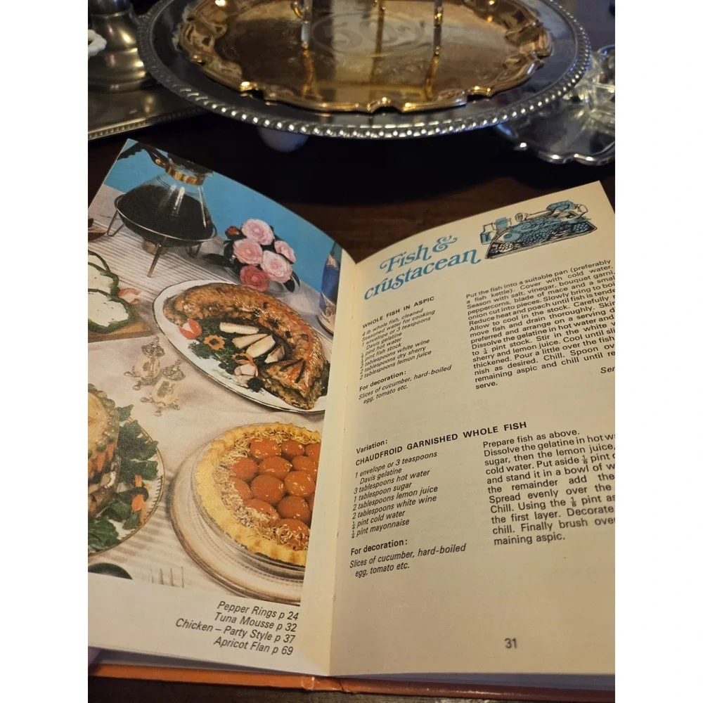 N/A vintage cookbook