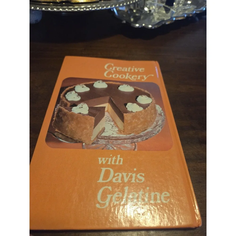 N/A vintage cookbook