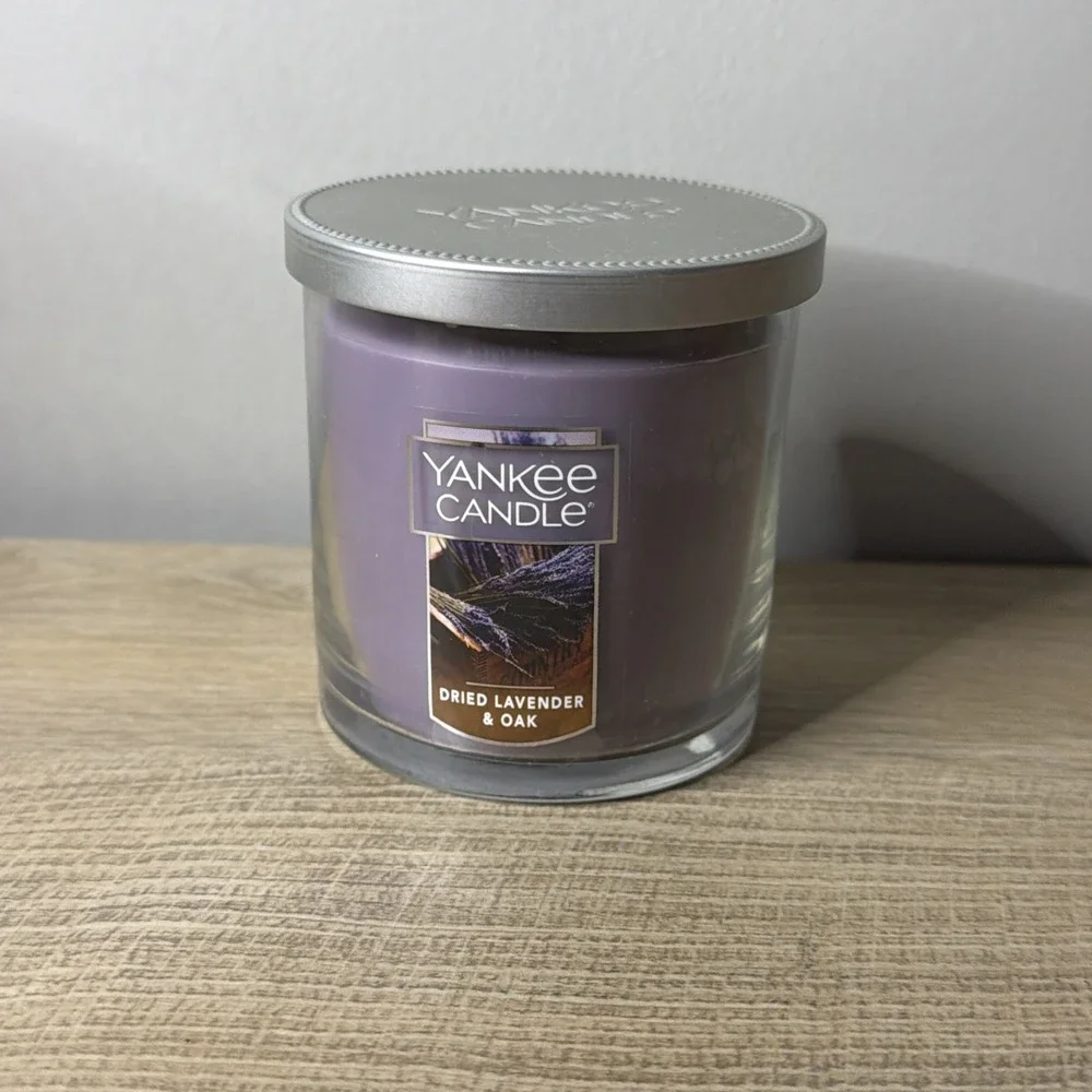 Yankee Candle Dried Lavender & Oak  Scented Classic Large Jar One‎ Wick 7 oz New
