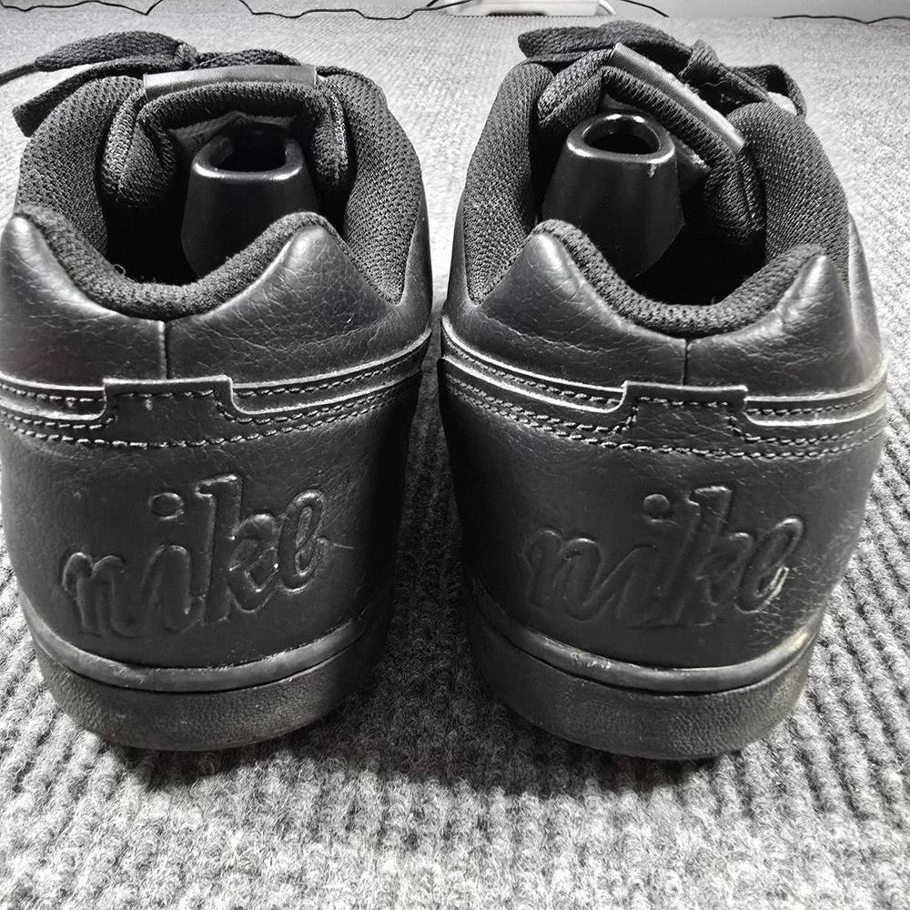 Nike ebernon low