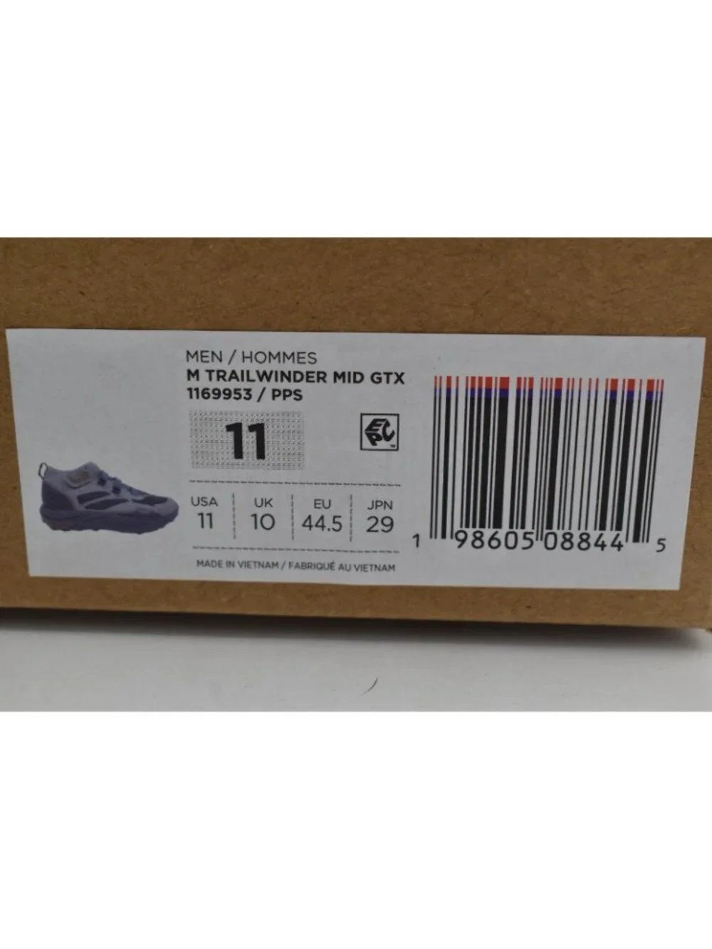 Teva mens size