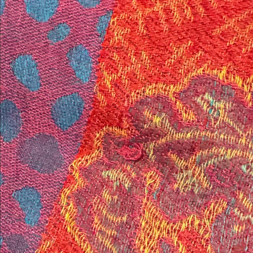 pashmina luxurious scarf