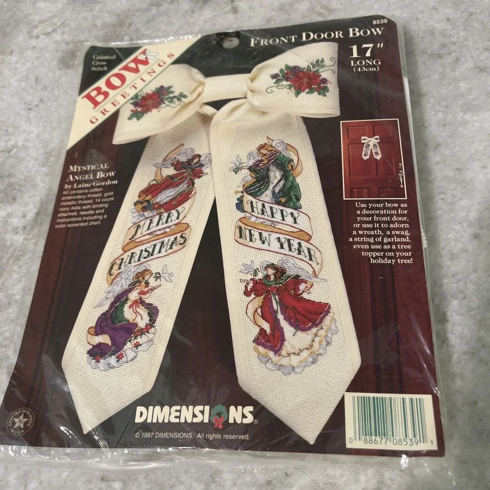 Dimensions Cross Stitch Kit 8539 Front Door Bow Christmas 17