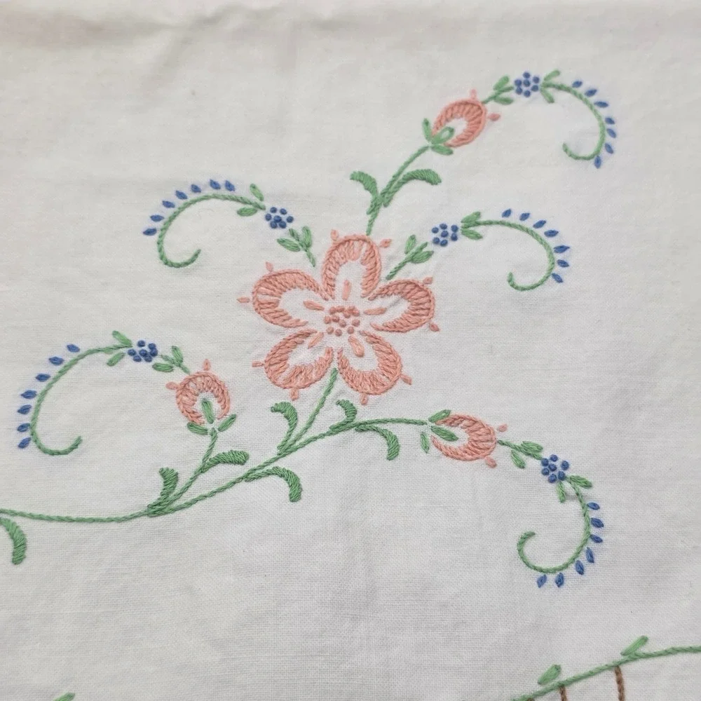 N/A charming vintage
