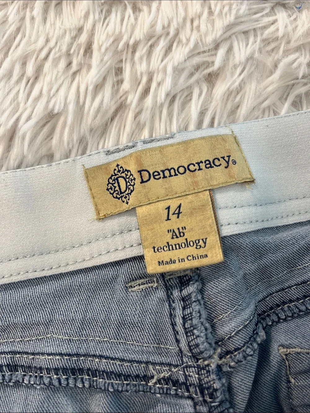 Democracy jeans size