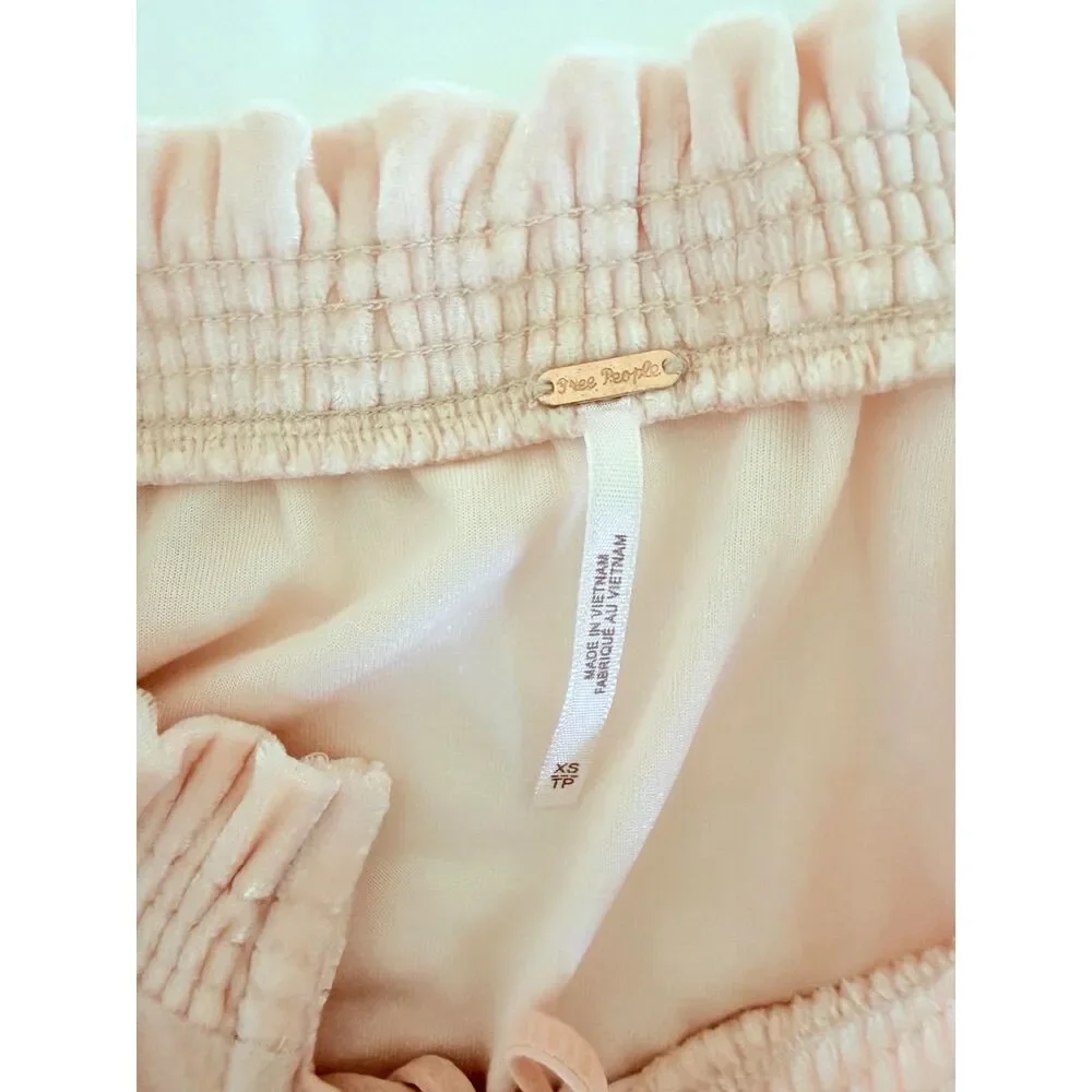 Free People shoulders holidays relaxed