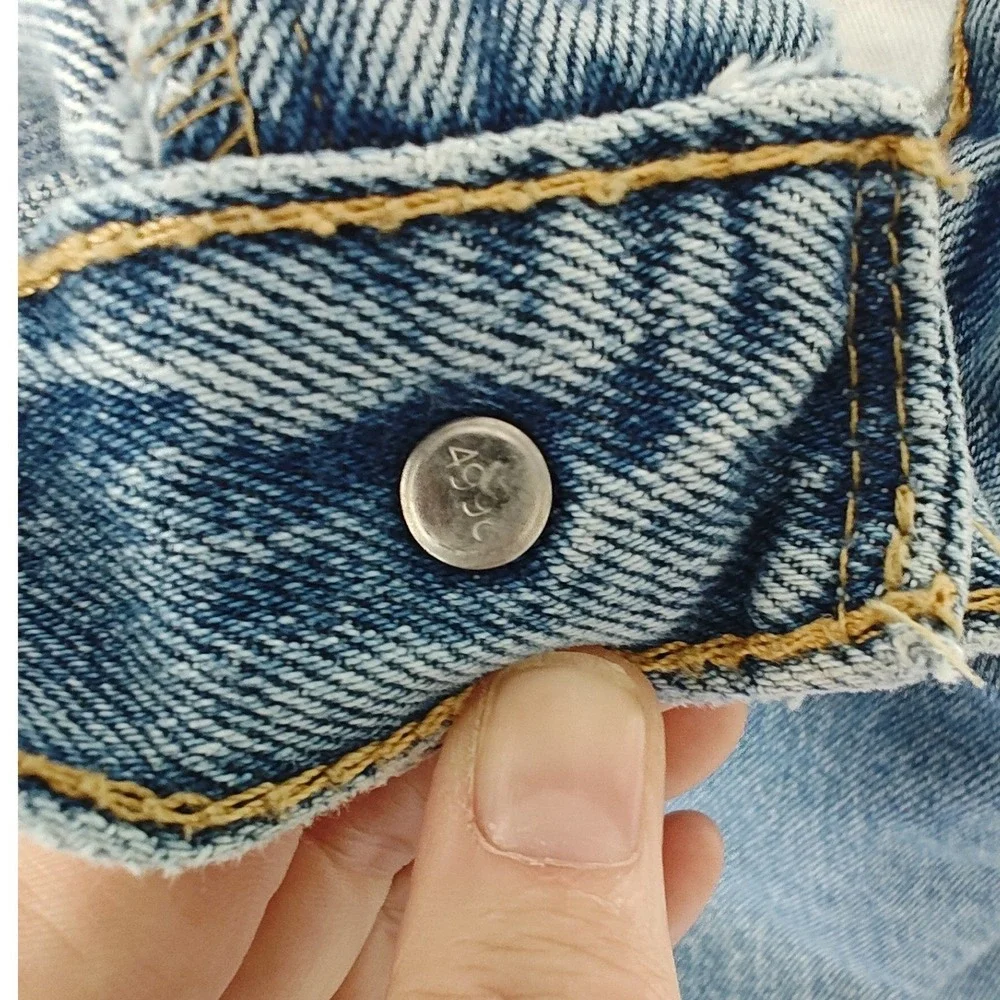 Levis pre owned